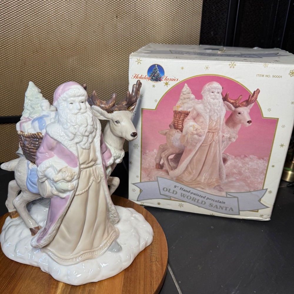 Holiday Classics 9"‎ Old World Santa Hand Painted Porcelain Figurine 90001 w Box